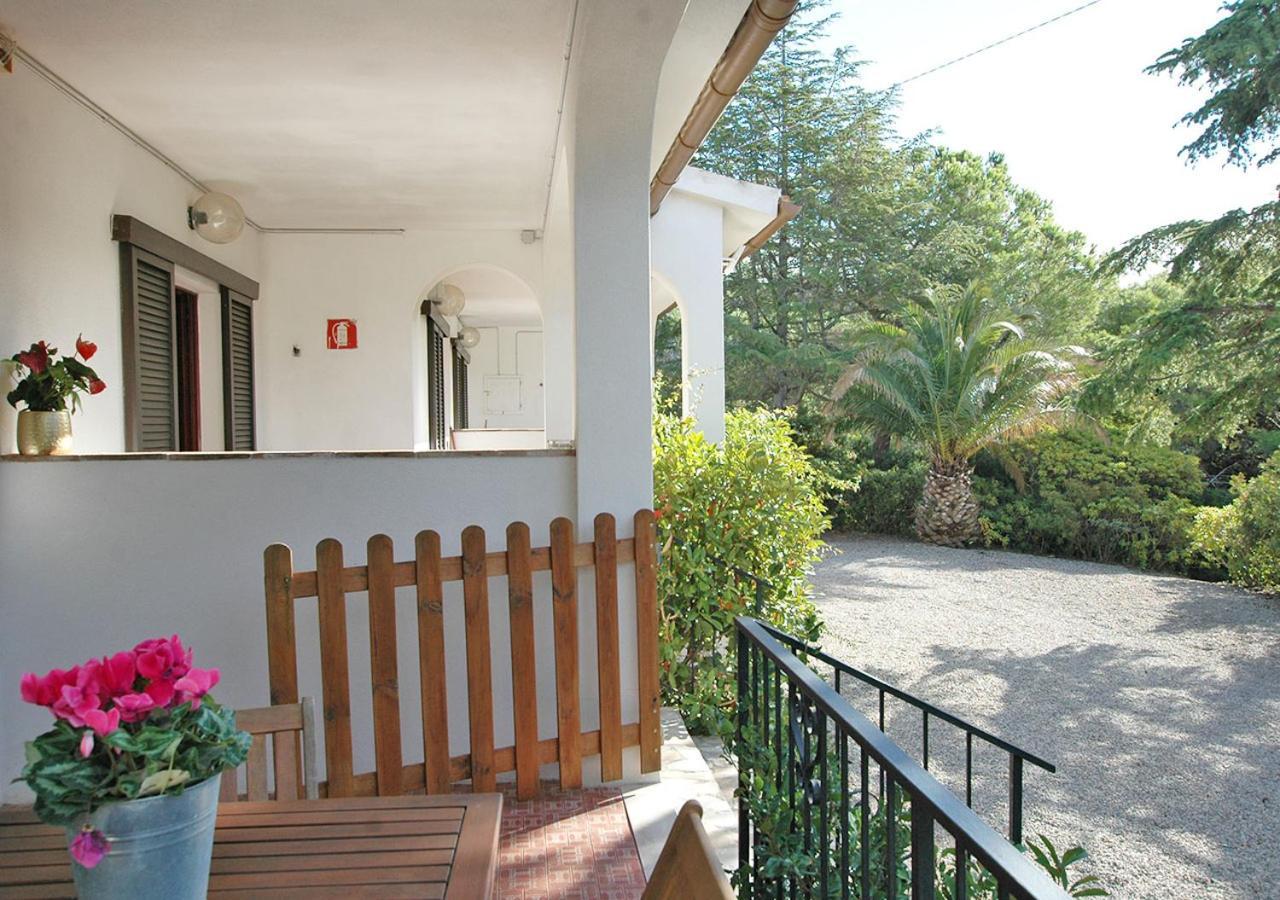 Casa Katia Apartment Лакона Екстериор снимка