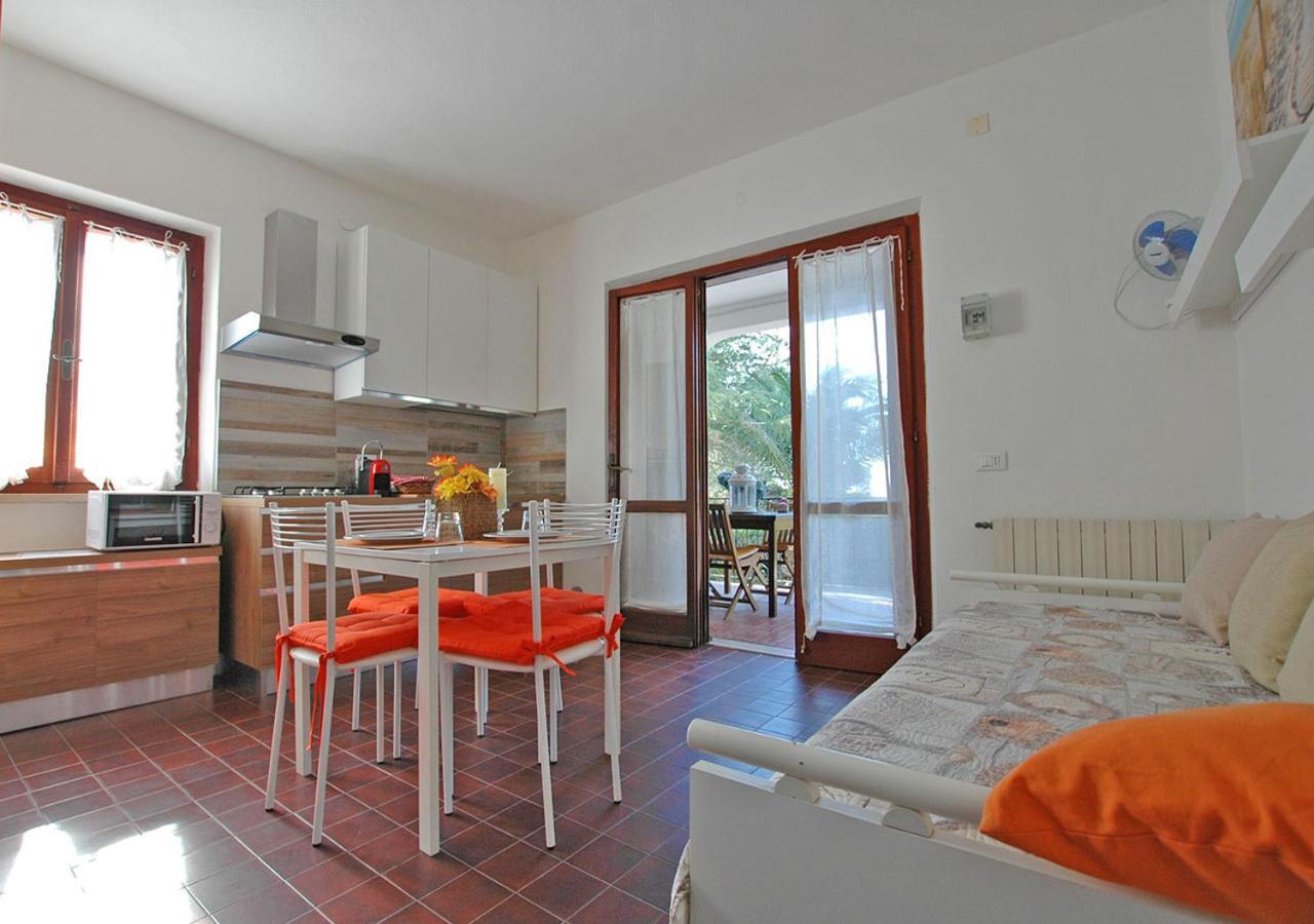 Casa Katia Apartment Лакона Екстериор снимка